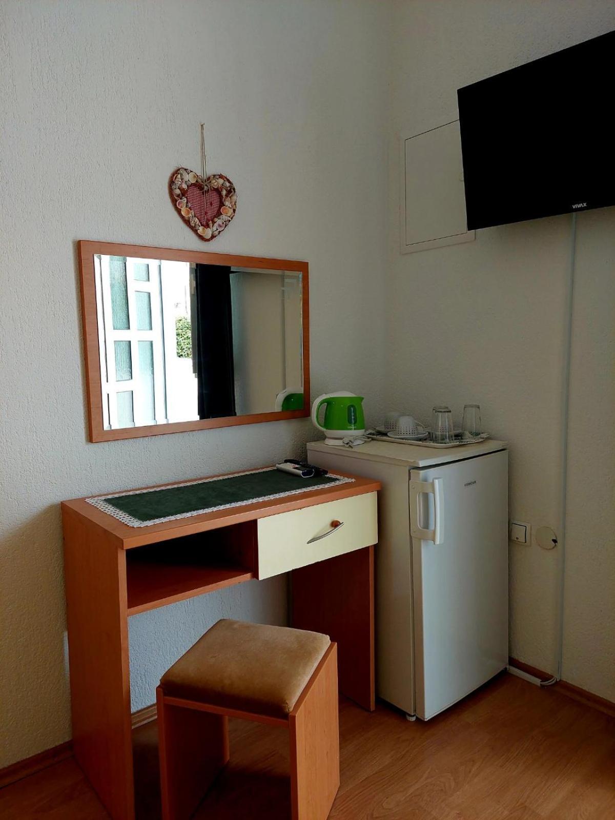 Rooms Hodanic クルク 部屋 写真