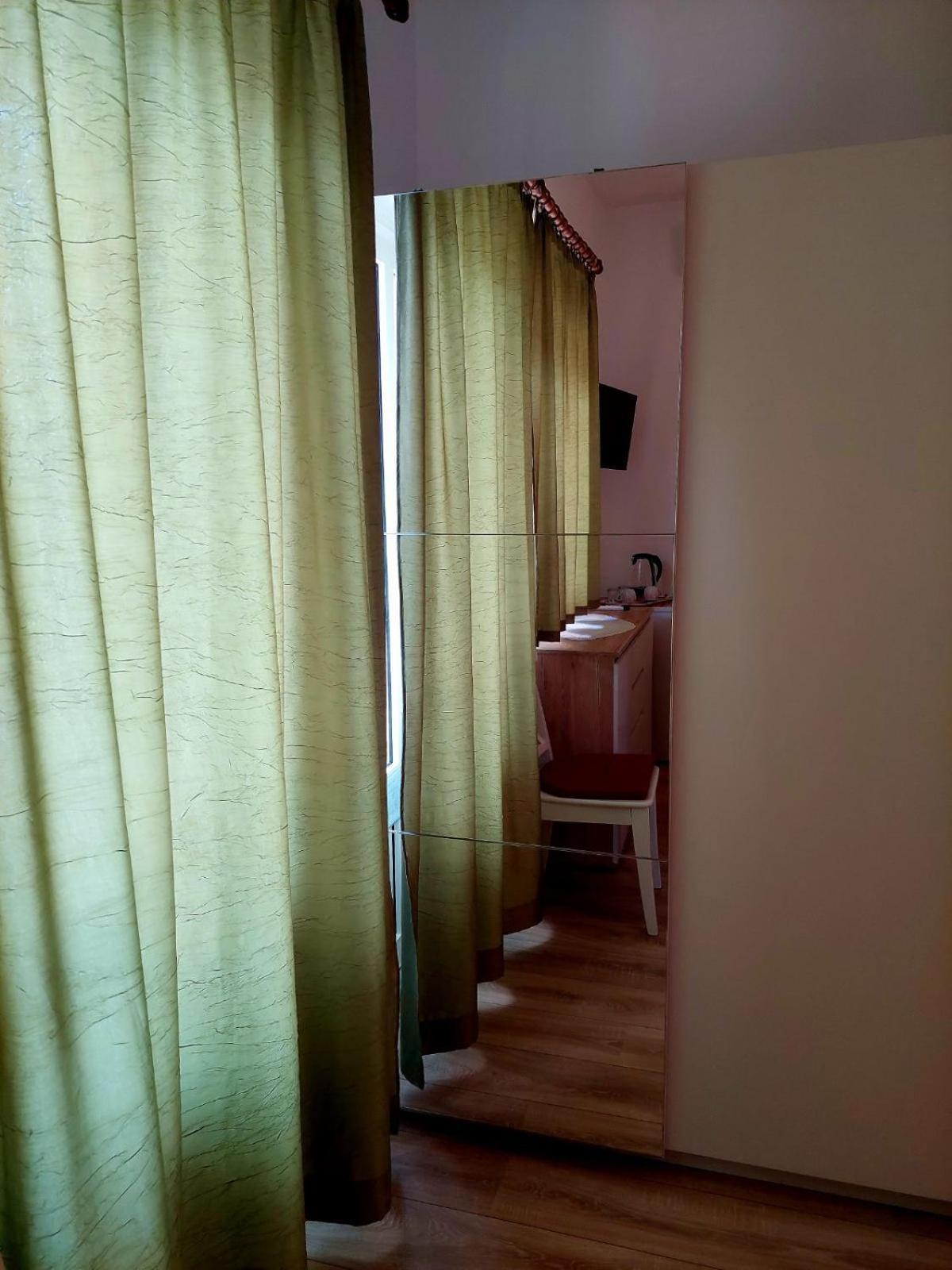Rooms Hodanic クルク 部屋 写真
