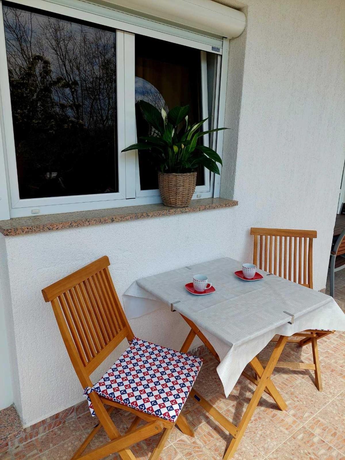 Rooms Hodanic クルク 部屋 写真